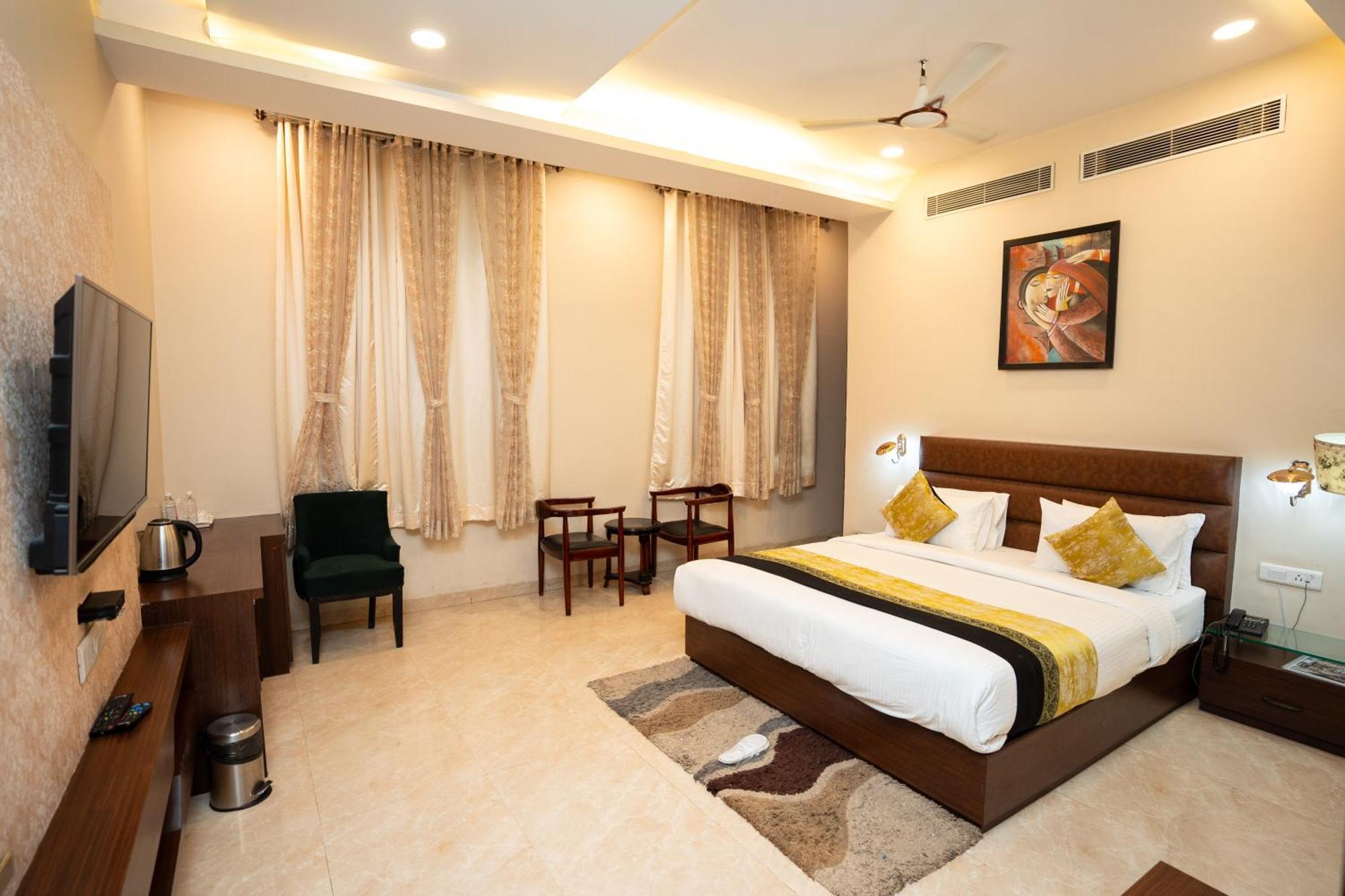 Hotel Radiance Courtyard พาราณสี ภายนอก รูปภาพ