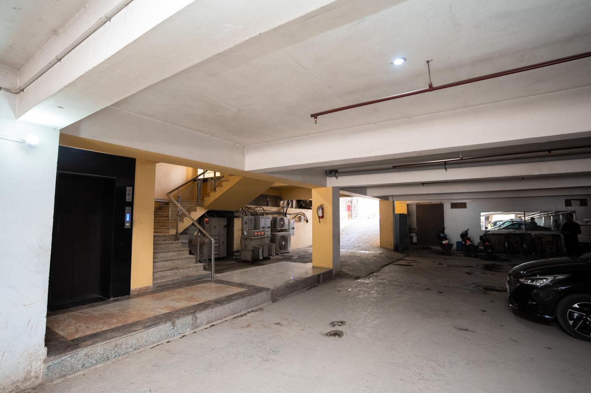Hotel Radiance Courtyard พาราณสี ภายนอก รูปภาพ